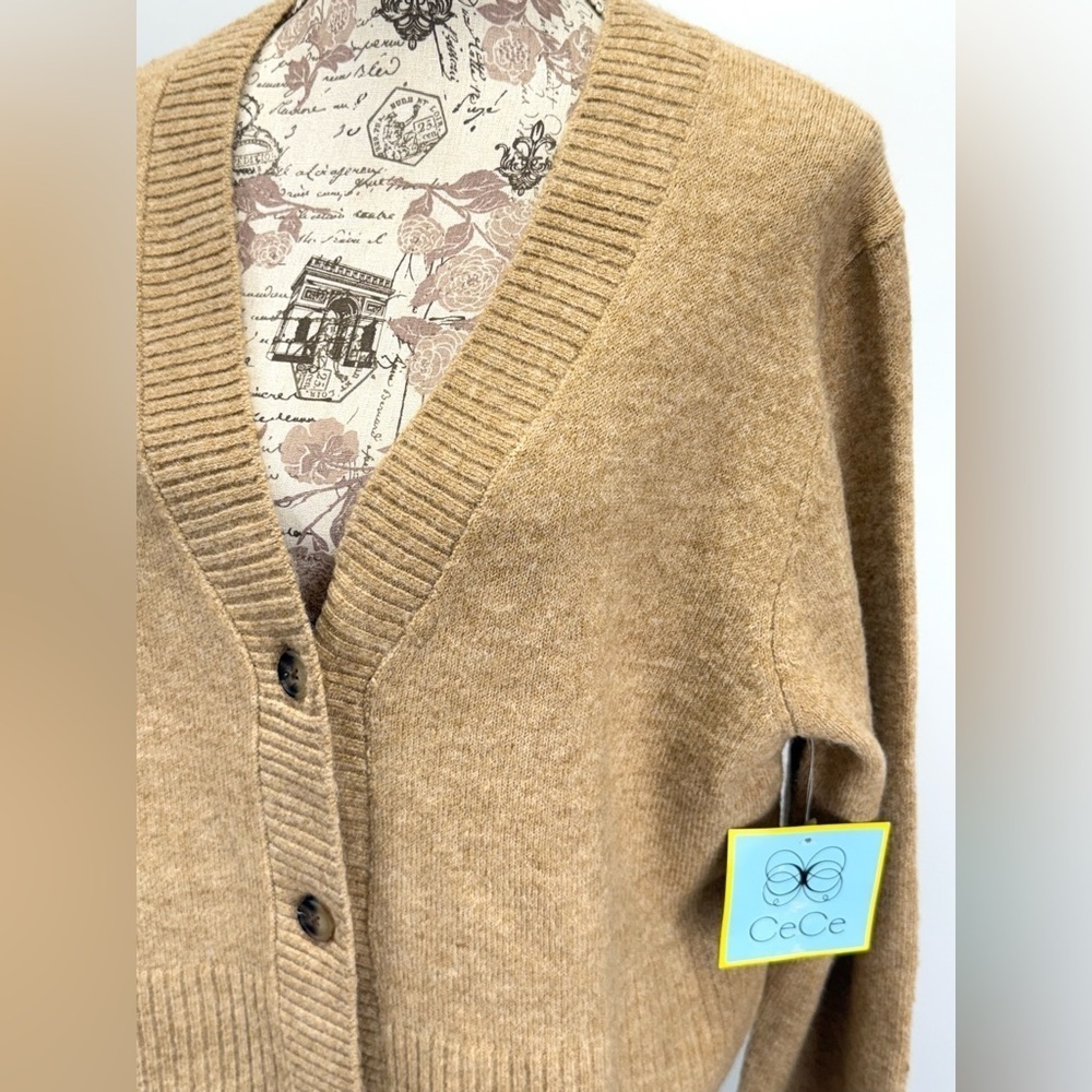CECE Tan knit 3 button crop cardigan size XL - Picture 4 of 14